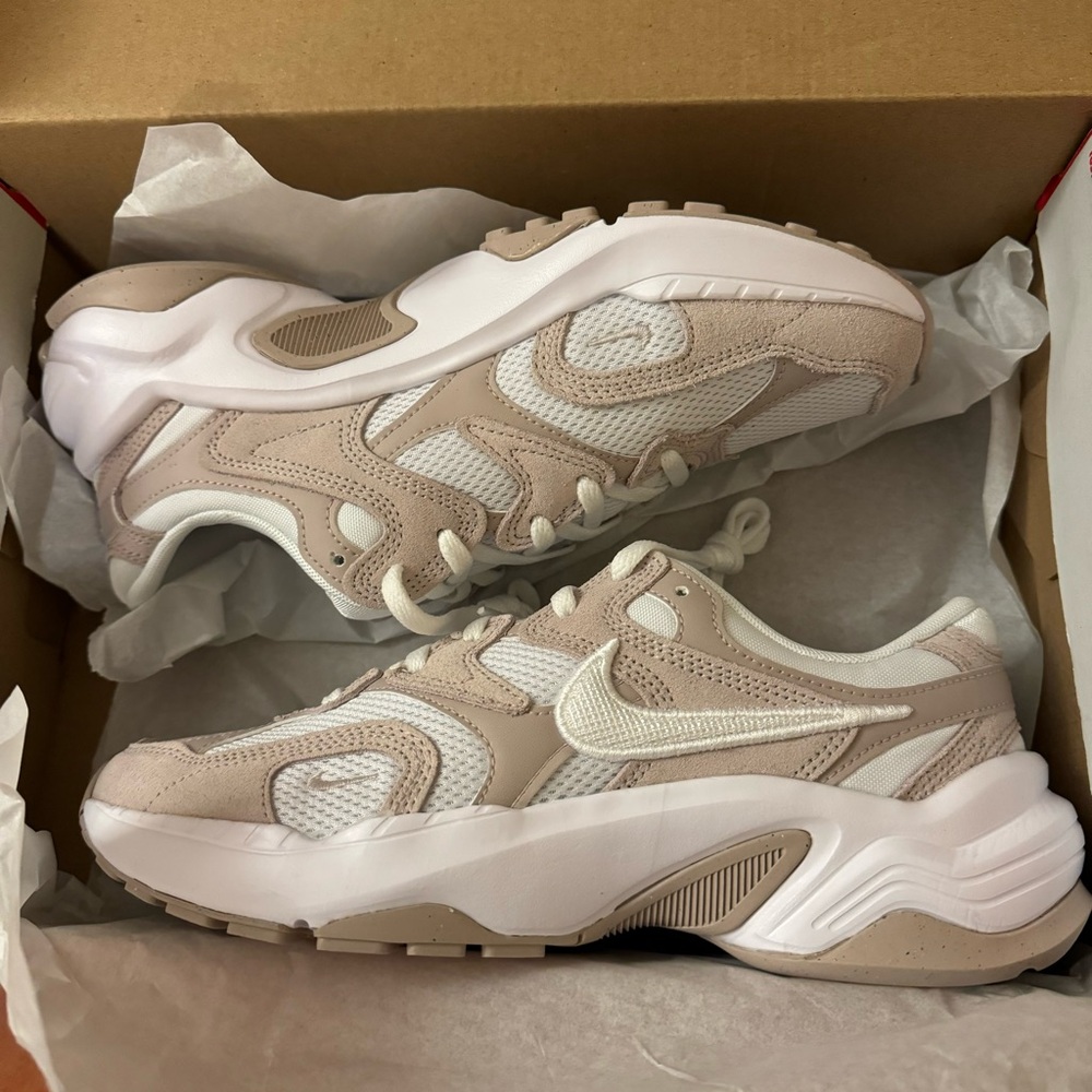 Nike Sneakers